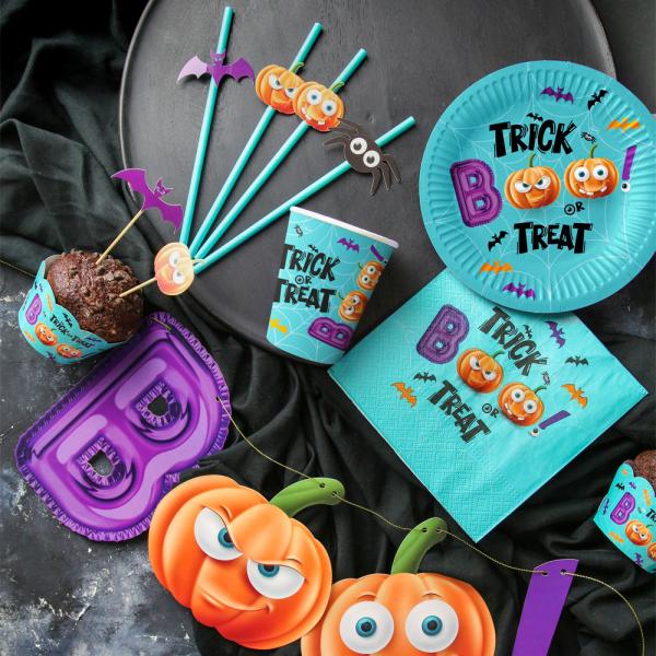 Halloween Mukit Trick Or Treat