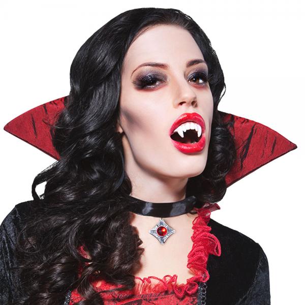 Vampyyrihampaat Halloween