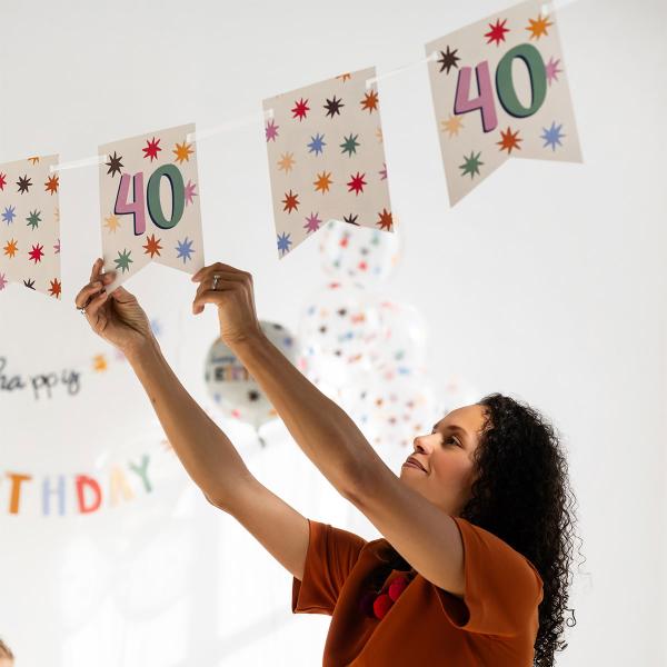 Lippuviirinauha Tähdillä 40 vuotta