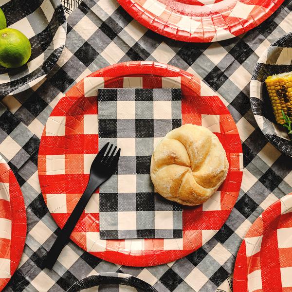 Ruudulliset Pahvilautaset Punainen 27 cm 6 kpl