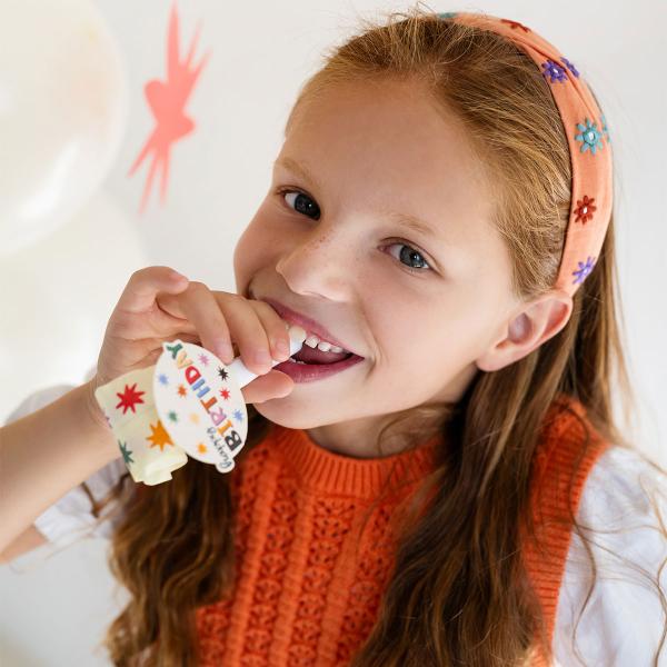 Happy Birthday Käärmepillit Tähdillä 6 kpl