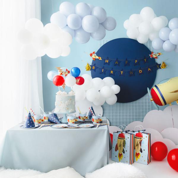 Happy Birthday Viirinauha Lentokone