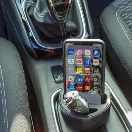 Lokeroitu Kippo Puhelimelle ja Pikkuesineille Autoon