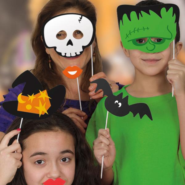 Valokuvausrekvisiitta Tikun Nokassa Halloween