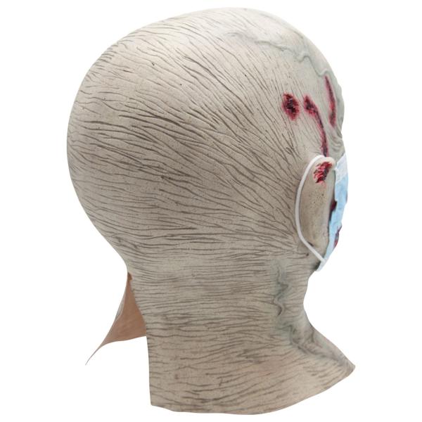 Zombinaamio Rikkinäisellä Suusuojaimella