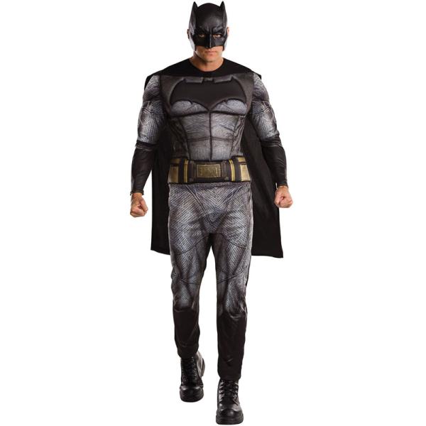 Batman Dawn of Justice Naamiaisasu