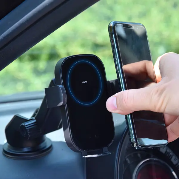 Qi Mobiililaturi Autoon