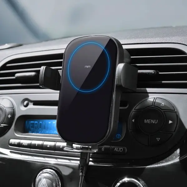 Qi Mobiililaturi Autoon