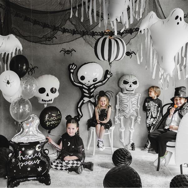 Panta Suurella Hämähäkillä Musta