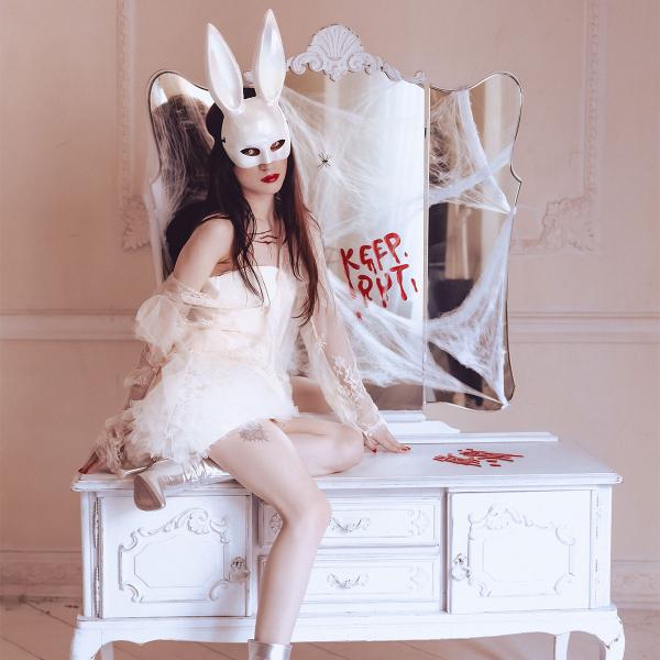 Irisoiva Valkoinen Kaninaamio