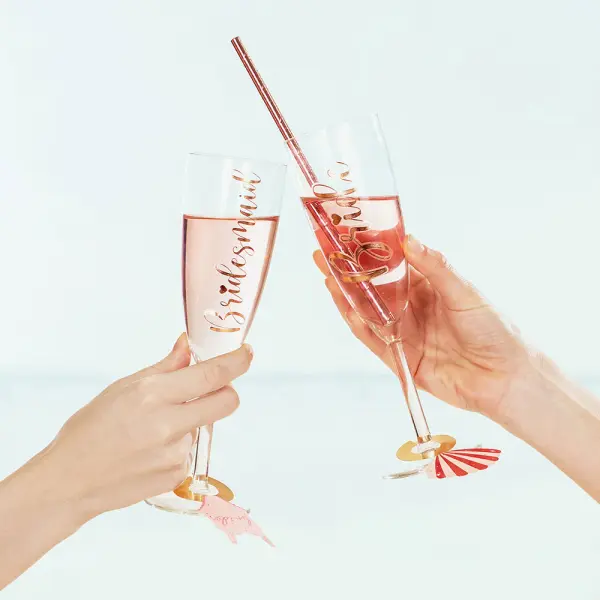 Lasimerkit Bride ja Bridesmaid