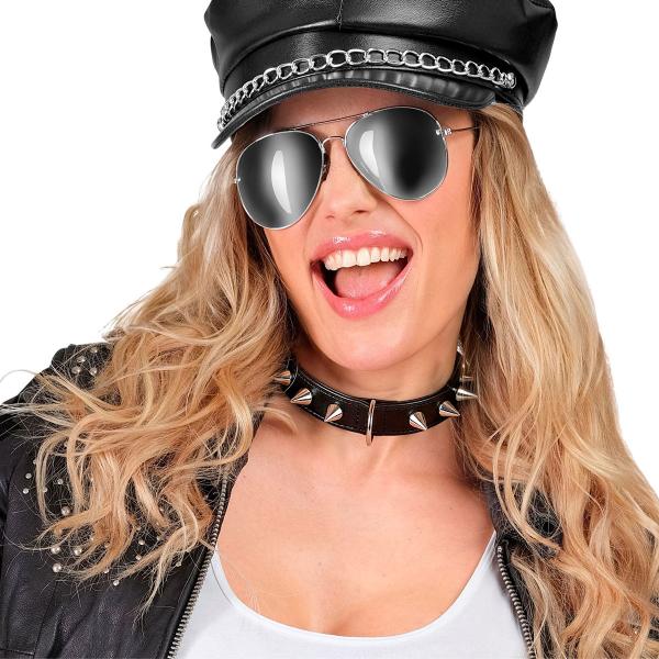 Musta Choker Niiteillä ja Renkaalla