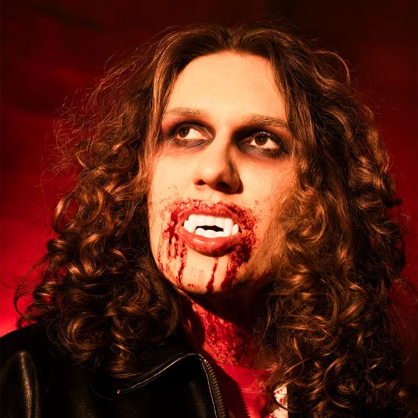 Vampyyrinhampaat Valkoiset