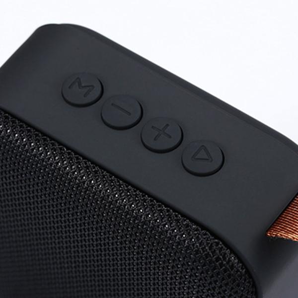 Neliskanttinen Bluetooth Kaiutin Punainen