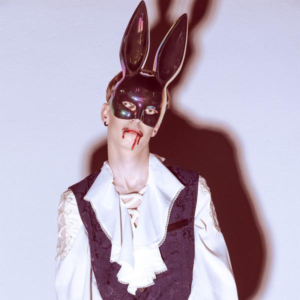 Tumma Irisoiva Kaninaamio