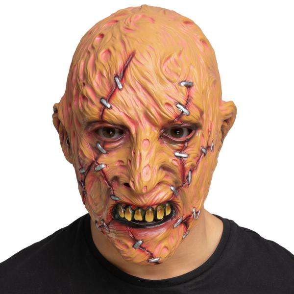 Lateksinaamio Ommelluilla Haavoilla