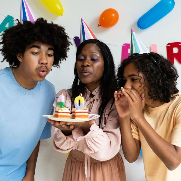 Numerokynttilä Stripetastic