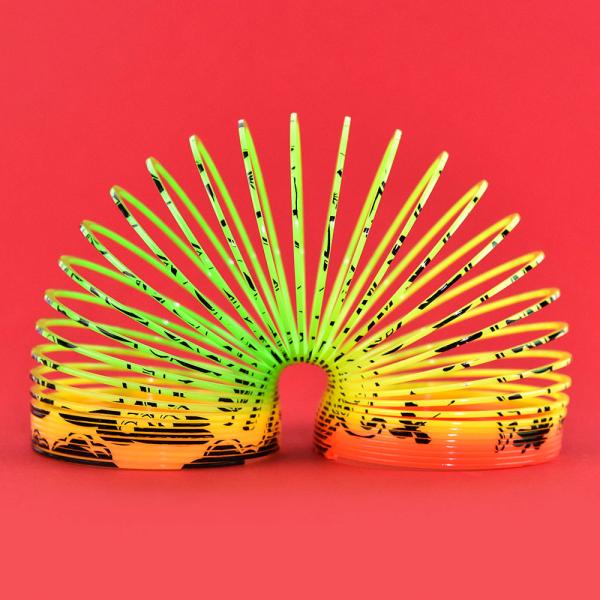 Slinky-Vieterilelu Dinosaurus