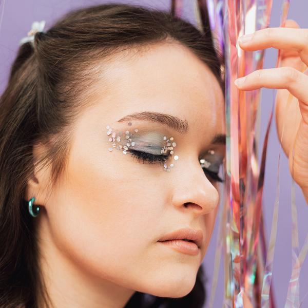 Kasvo- ja Vartaloglitter Holografinen