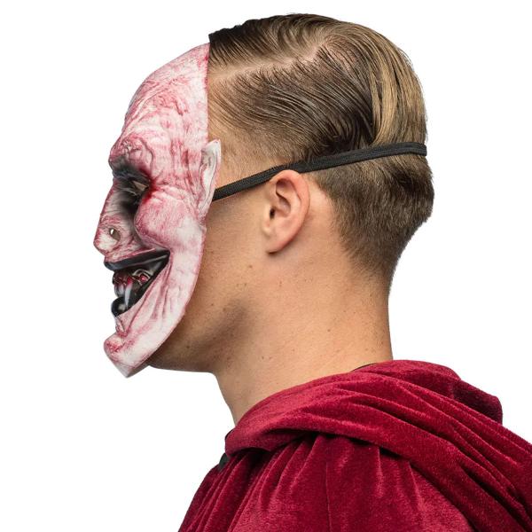 Verinen Vampyyrinaamio