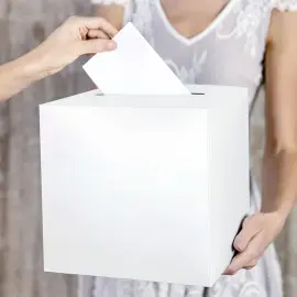 Korttilaatikko Valkoinen