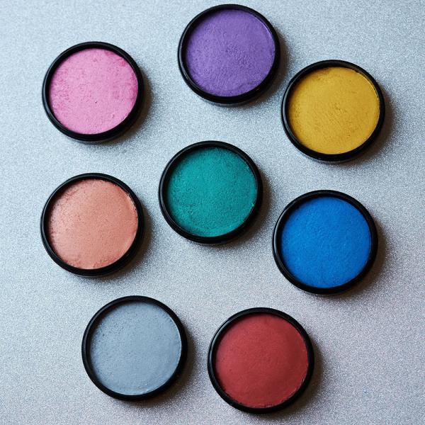 Cosmic Moon Metallinen Vartalo- & Kasvomaali 36 g