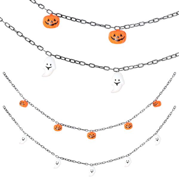 Riippuva Ketju Haamuilla tai Halloween-kurpitsoilla