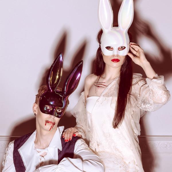 Tumma Irisoiva Kaninaamio