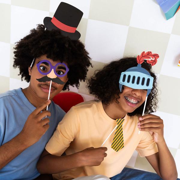 Valokuvausrekvisiitta Naamiaisiin 12 kpl