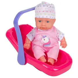 Vauvanukke Turvaistuimella