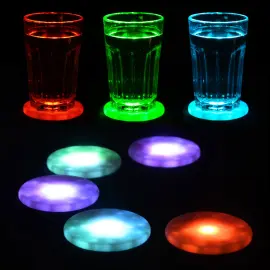 Valaisevat Lasialuset