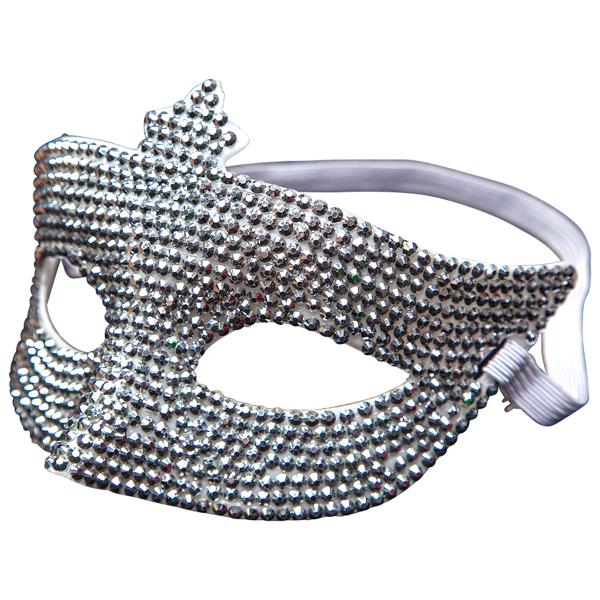 Silmänaamio Strassilla